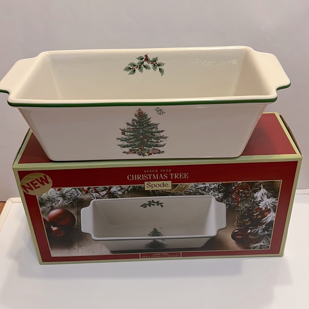 Spode Christmas Tree Loaf Pan - Picture 1 of 3